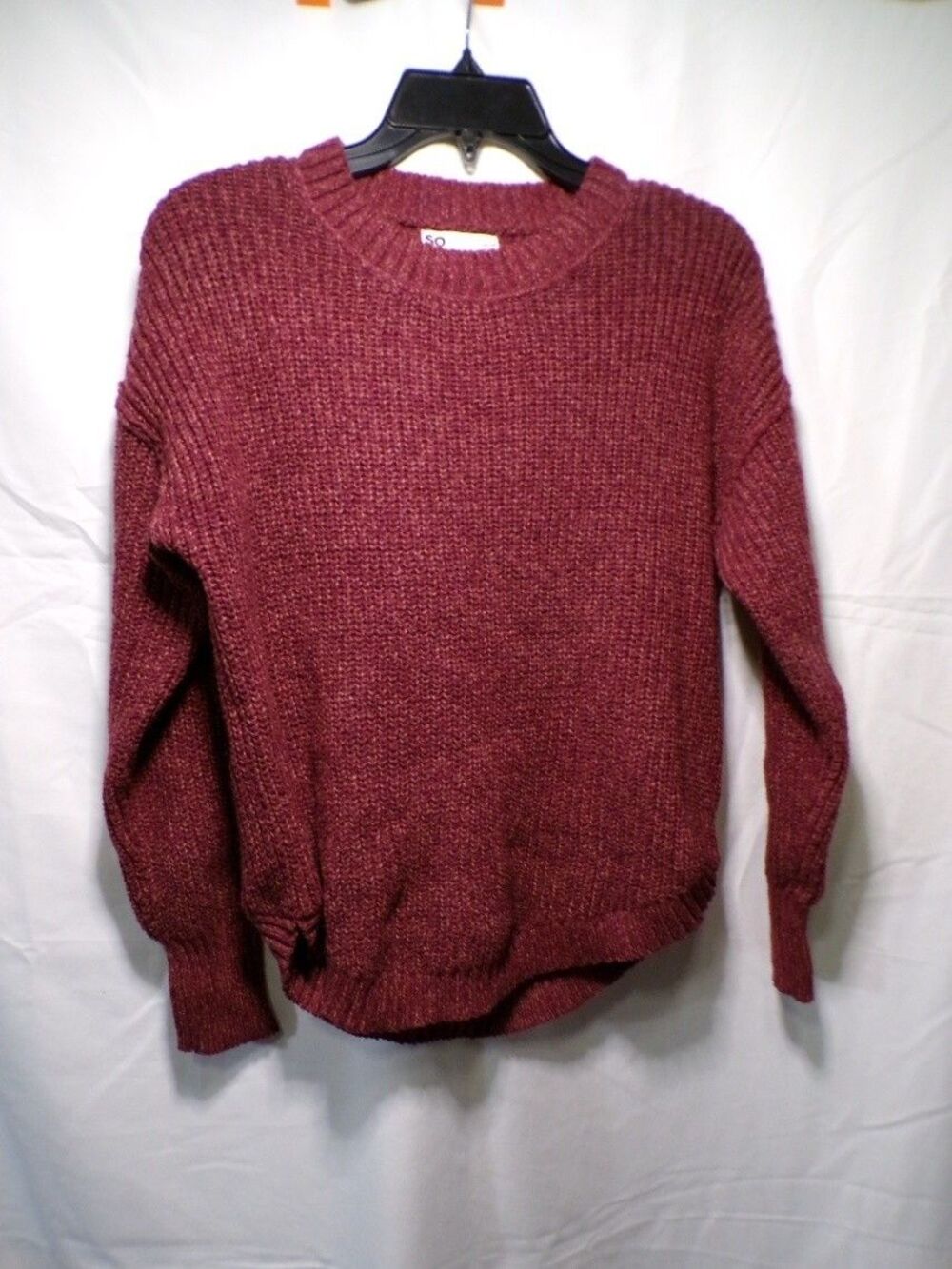 SO Women's Large Burgundy Crewneck Pullover Sweater Ribbed High Low Hem